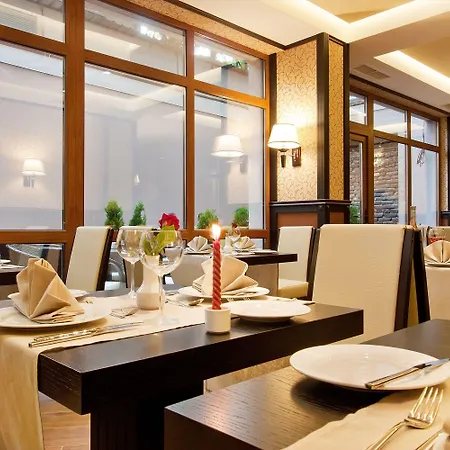 Western Bristol Otel 4*