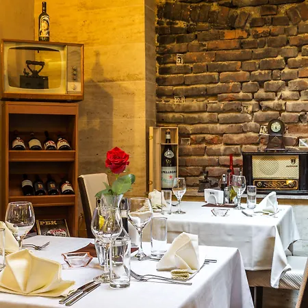 Western Bristol Szálloda 4*