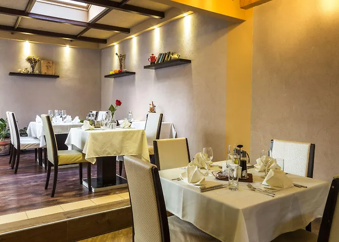 Western Bristol Hotel 4*